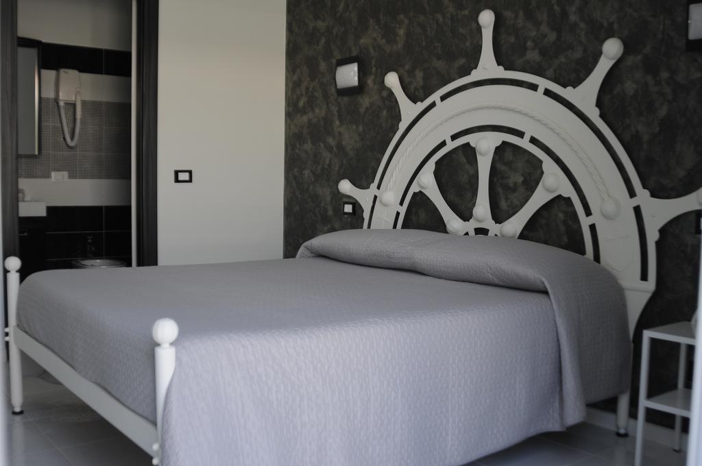 Badinomare Bed & Breakfast Terracina Luaran gambar